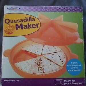 Quesadilla Maker - Orange Microwave Quesadilla Cooker